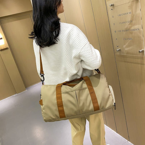 2025 New Fitness Bag Fashion Luggage Bag Men's Casual Large Capacity Sports Handbag Travel Storage Luggage Bag Simple Zipper Bag